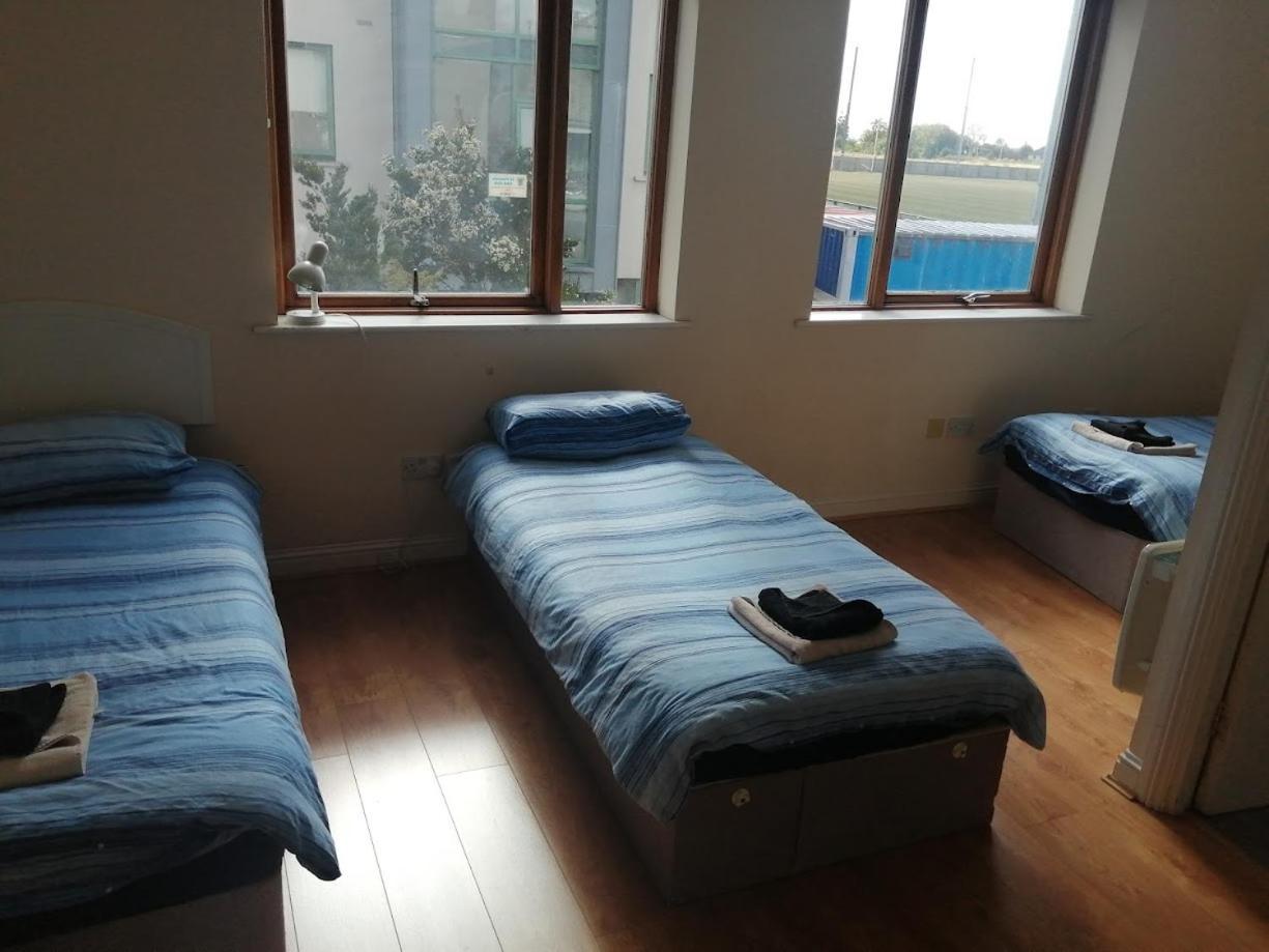 2 Bedroom, 2 Bathroom Apartment Dublin Exterior photo